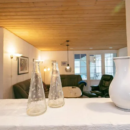 18 Person In Ulfborg *