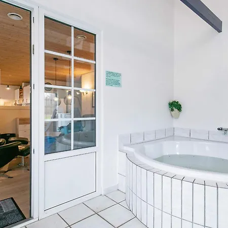 Luxury Pool Retreat - By Traum Casa vacanze *